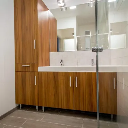 Golden Apartment Апартаменты *